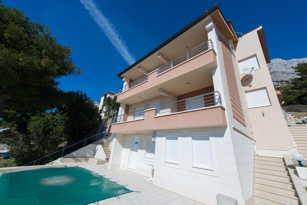 Apartments Karlo Башка-Вода Екстер'єр фото